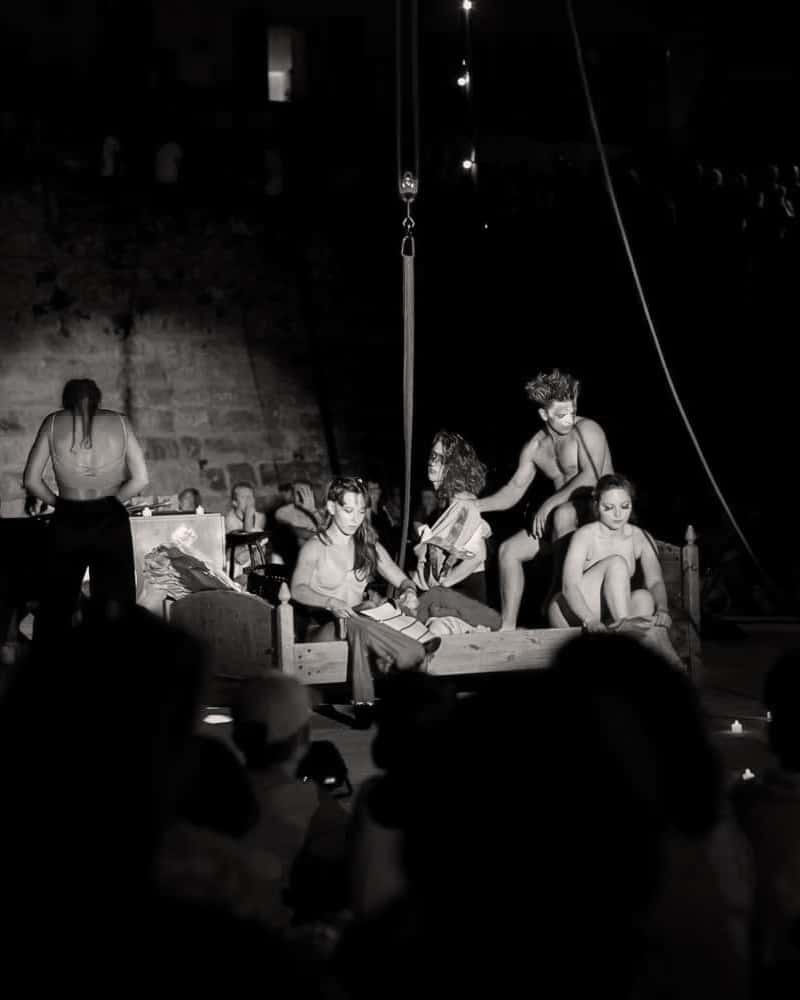 Spectacle de Cirque Cabaret